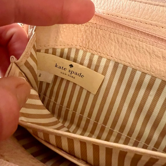 Pink Zip-Around Wallet - Picture 4 of 8